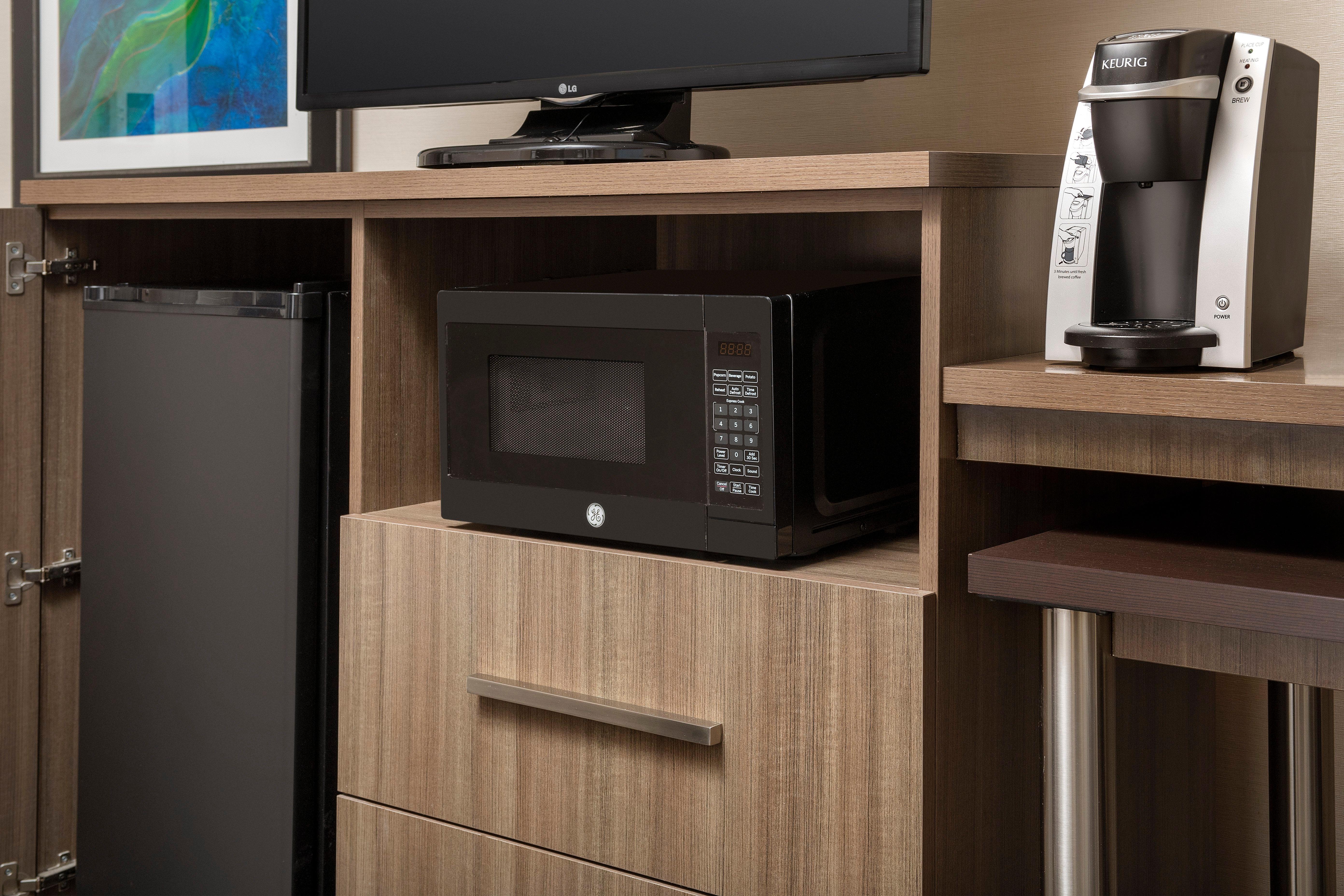 Express & By Ihg 3*