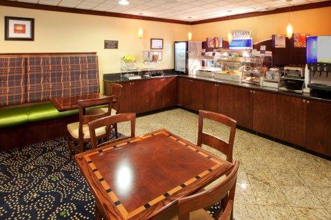 Hotel Express & By Ihg Annapolis